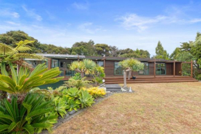 Breezy on Broadview - Opua Holiday Home, Opua